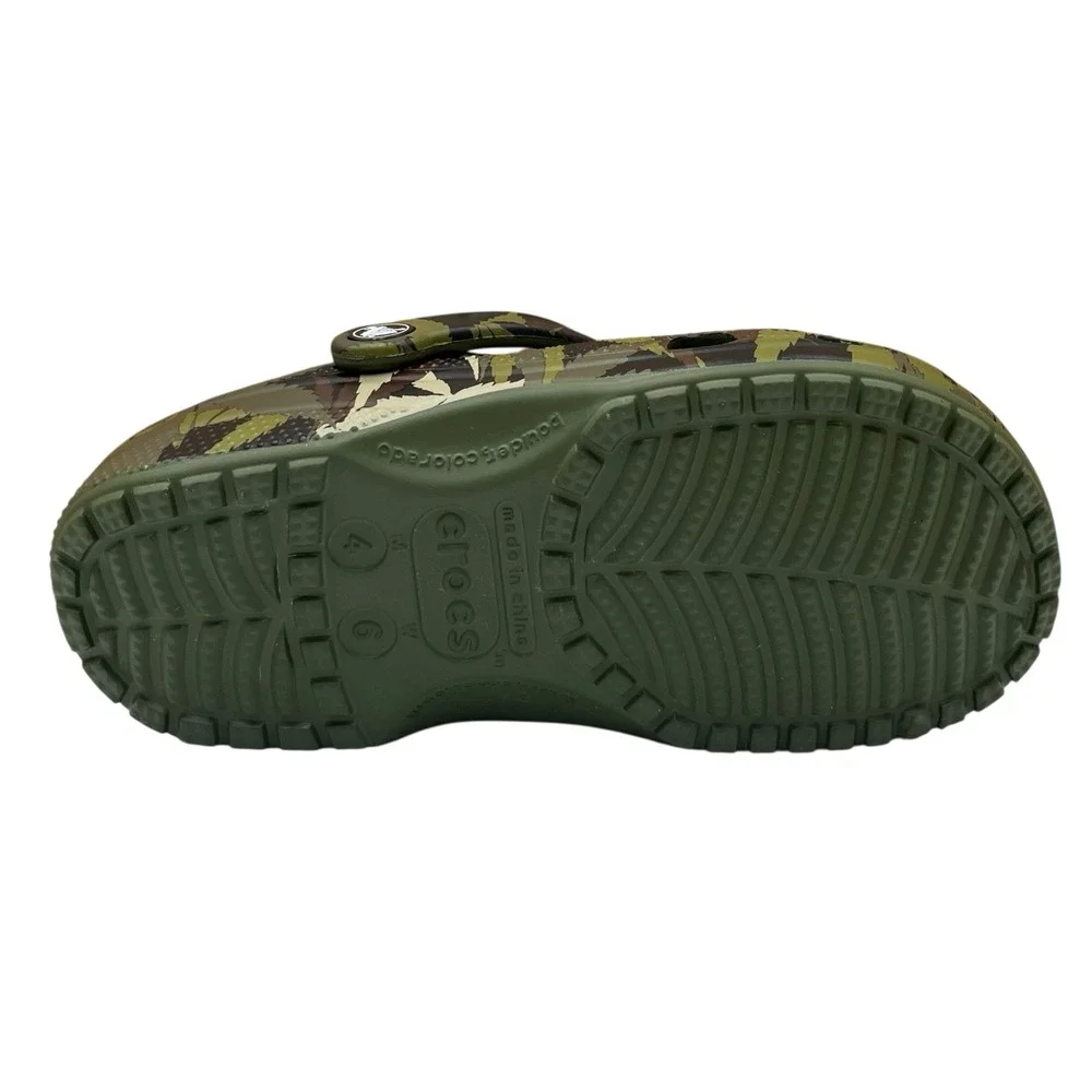 Crocs Youth Big Boys Classic Hemp Camo Clogs Size 4/Women's 6 Army Green Slip-on